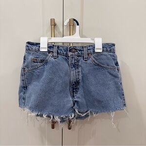Levi’s Cut-Off Jean Shorts Waist 30 Relaxed Fit